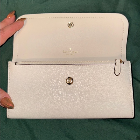 Kate Spade long Wallet - Picture 3 of 4
